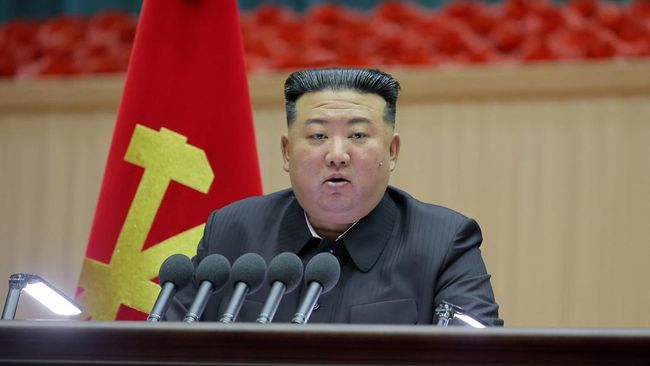 kim digugat warganya