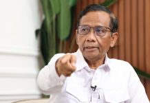Prabowo Klaim Tahu Pembayar Demo, Mahfud Minta Diungkap Terang-Terangan
