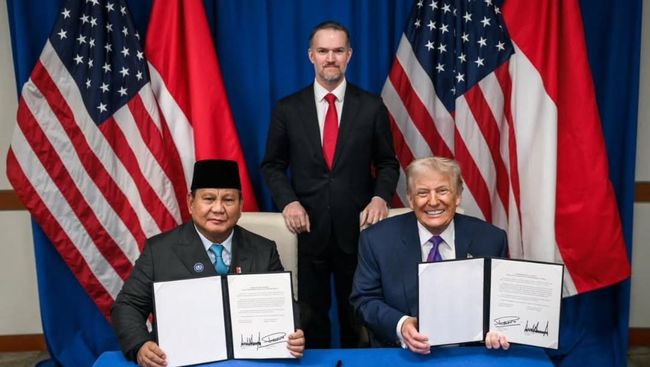 presiden-prabowo-subianto-dan-presiden-as-donald-trump-resmi-menandatangani-tarif-perdagangan-resiprokal-kedua-negara-salah-sa-1771551789846_169