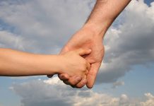 Anak-Anak Korban Kecelakaan Kereta Butuh Perlindungan