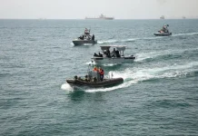 AS vs Iran Mulai Saling Serang di Selat Hormuz