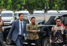Dolar AS Tembus Rp17.400, Presiden Panggil KSSK (foto: detik.com)