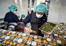 MBG Watch Minta Program Makan Bergizi Gratis DihentikanÂ