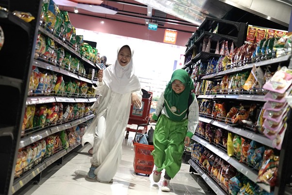 Belanja-Bareng-Yatim-Trans-Studio-Mall-Cibubur-1