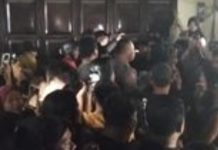 Polisi Ungkap Kronologi Dugaan Pelecehan Anak yang Picu Massa Geruduk Rumah Guru ASN