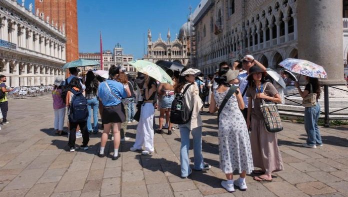 italia-diterjang-panas-ekstrem-suhu-mencapai-48-derajat-celsius-5_169