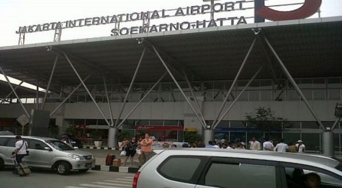 penerbangan-ke-china-ditutup-bandara-soetta-tetap-awasi-penumpang-dari-luar-negeri-cpqS5ME0Uk